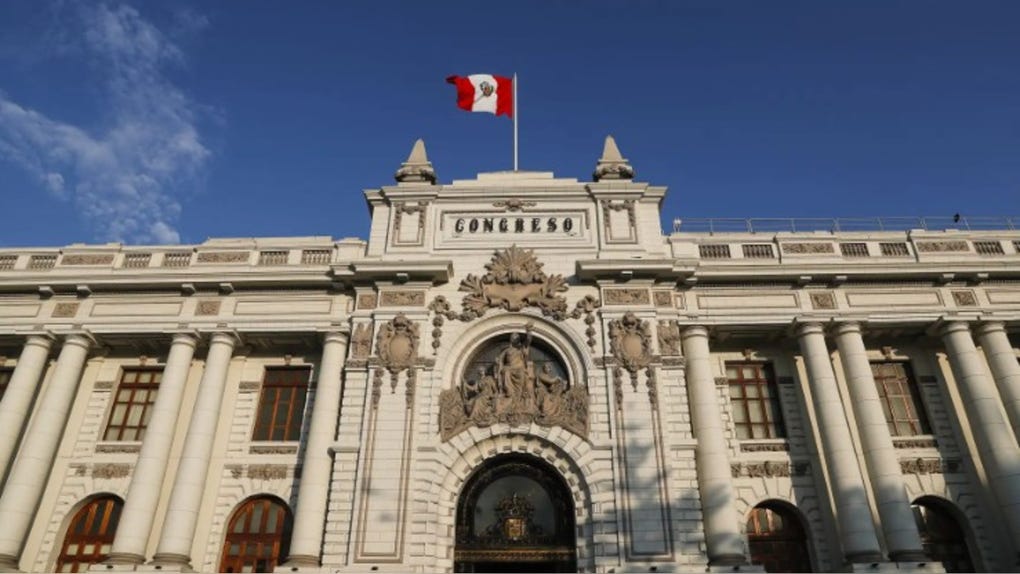 Aprueban incorporar el delito de lesa humanidad al Código Penal.
