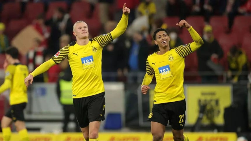 Erling Haaland y Jude Bellingham en su etapa como compañeros en el Borussia Dortmund