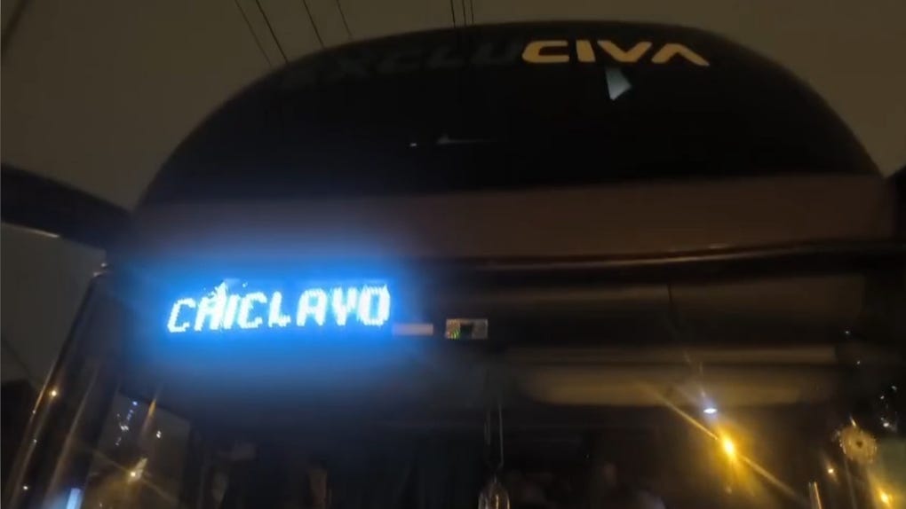 Con pasajeros a bordo: delincuentes disparan contra bus de empresa Civa en la Panamericana Norte