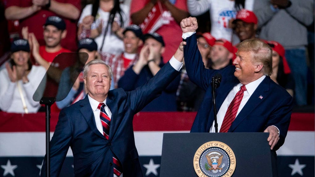 Su inesperada muerte trunca una carrera política caracterizada por su crítica y posterior respaldo al presidente, Donald Trump, y, recientemente, por su postura inflexible contra España sobre Irán.