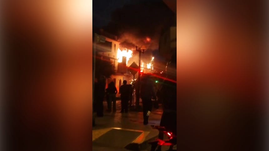 Así se vivió el incendio de un templo evangélico en El Agustino. 