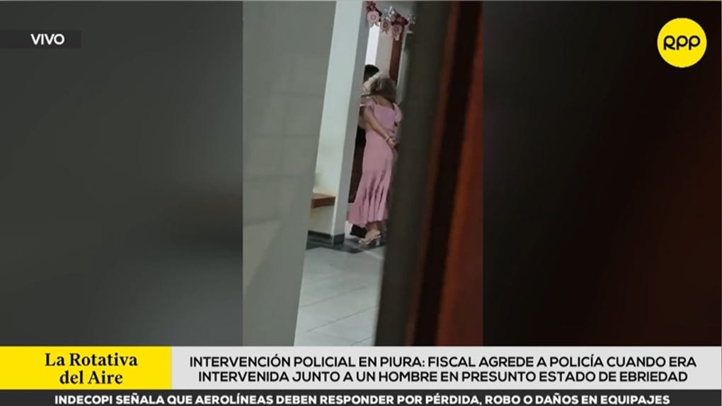 La institución policial informó que, durante este suceso, dos efectivos resultaron afectados.