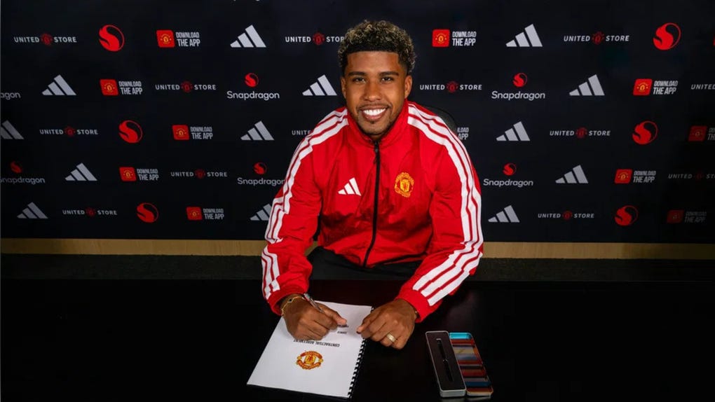 Andrey Santos dejó Chelsea para firmar por Manchester United