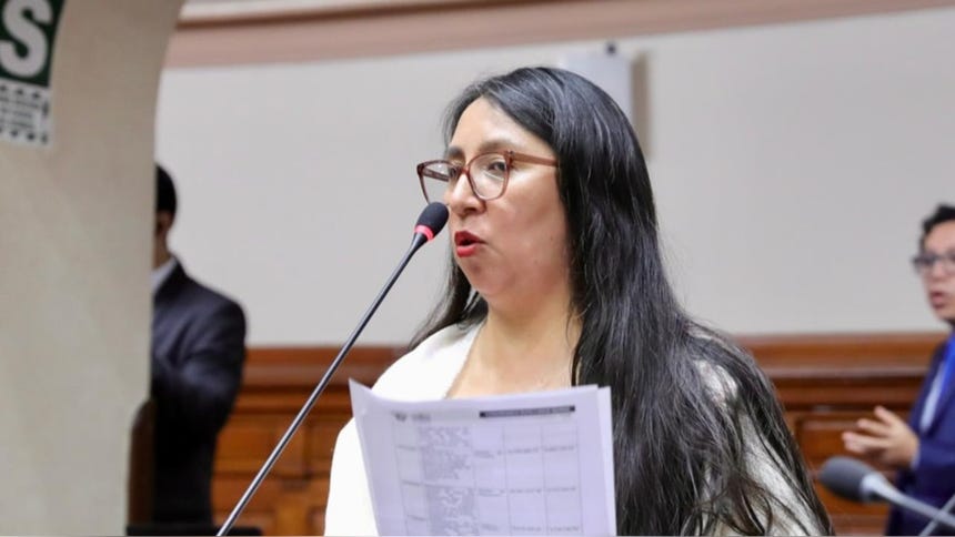Ruth Luque señaló que Keiko Fujimori debe hacer 