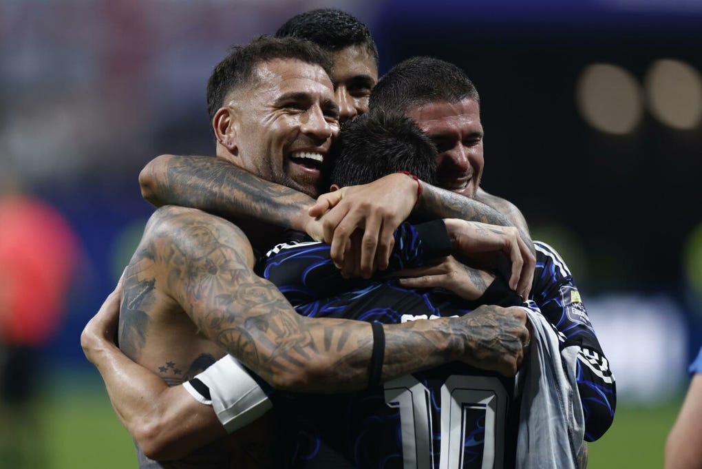 Argentina derrotó 2-1 a Inglaterra y jugará ante España la final del Mundial 2026.