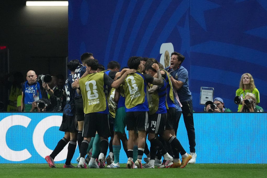 Argentina derrotó 2-1 a Inglaterra y jugará ante España la final del Mundial 2026.