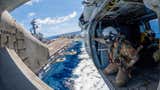 El Pentágono analiza opciones militares que implican el uso de miles de soldados en Cuba, según CBS News