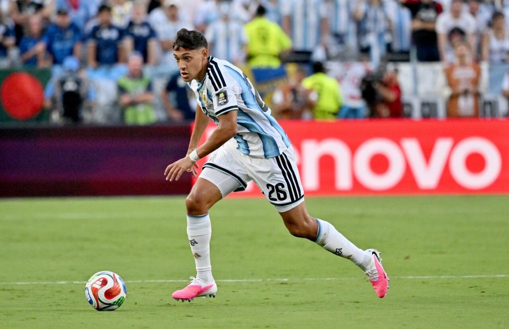 Nahuel Molina - Selección de Argentina.