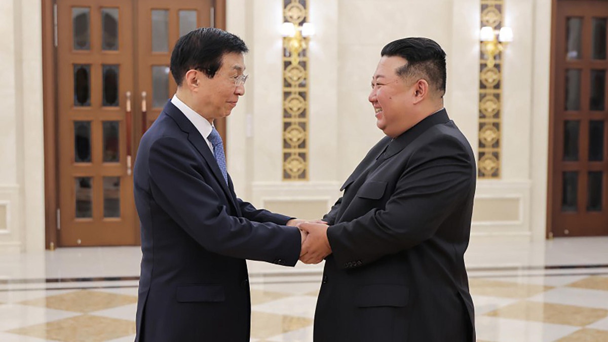 Kim Jong-un se reunió con el principal ideólogo de Xi Jinping en Pyongyang