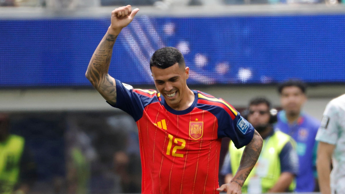 Pedro Porro se rinde ante Messi: “Es imposible pararlo, es el mejor de todos los tiempos”