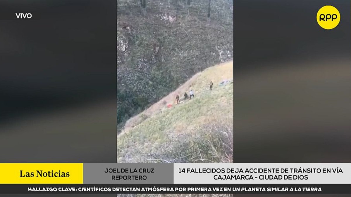 Combi llena de pasajeros cayó a un abismo en Cajamarca: al menos 14 personas perdieron la vida [VIDEO]