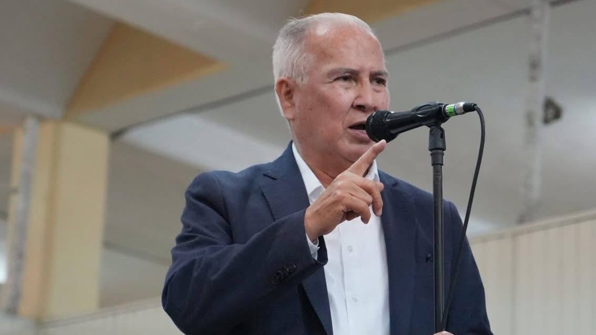 Alfonso López-Chau pide a Keiko Fujimori ceder la presidencia del Senado y Diputados a la oposición