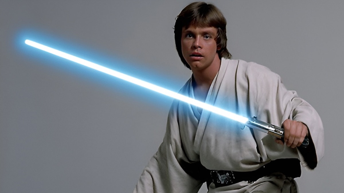 Sable de Luke Skywalker en 'Star Wars: The Empire Strikes Back' fue vendido por millonaria cifra