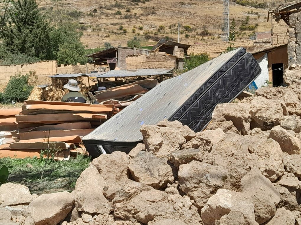 El presidente del Consejo de Ministros, Luis Enrique Arroyo Sánchez, estuvo en la zona afectada por el sismo de magnitud 5.1 registrado en el distrito de Chongos Bajo, provincia de Chupaca, región Junín.
