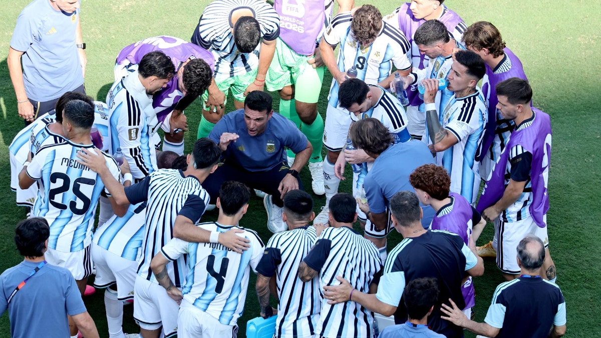 Argentina agota sus cambios: 'Cuti' Romero y Rodrigo De Paul dejan la final ante España