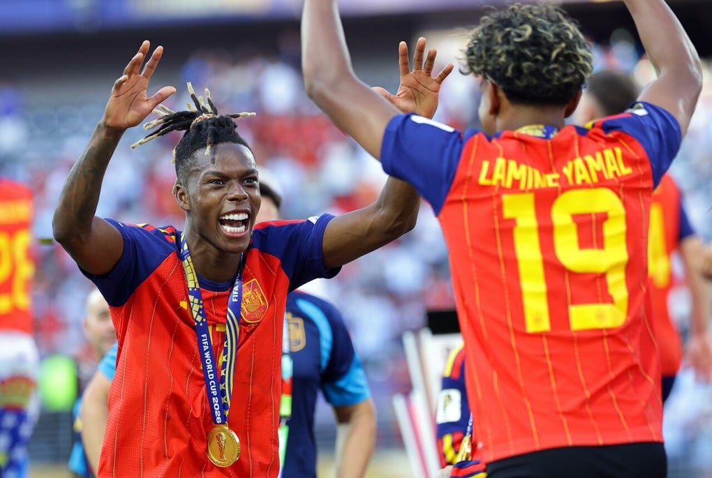 Un festejo más con Nico Williams