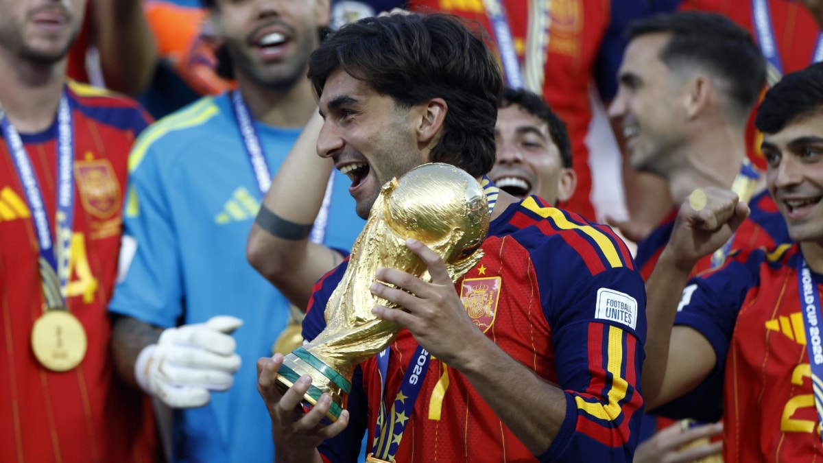 De las críticas al gol eterno: el recorrido de Ferran Torres hasta darle la segunda estrella a España