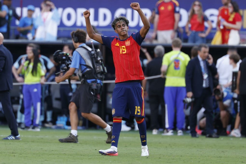 Lamine Yamal logró el sueño y es campeón del mundo