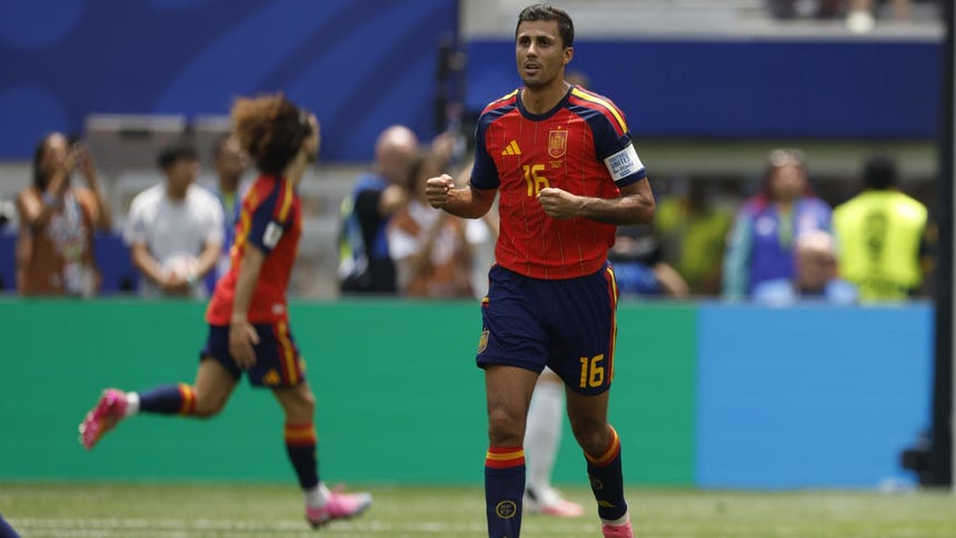 Rodri capitán de España