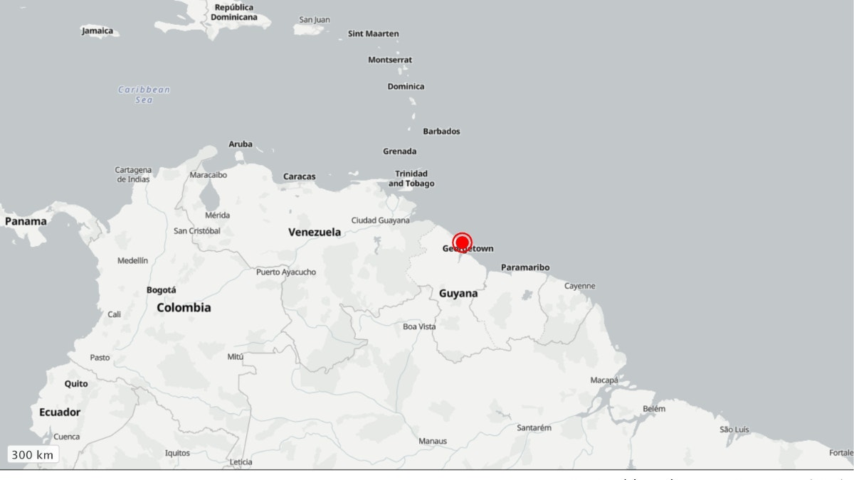 Rescatan a 69 personas y recuperan 27 cuerpos tras naufragio de ferri con 179 pasajeros en Guyana