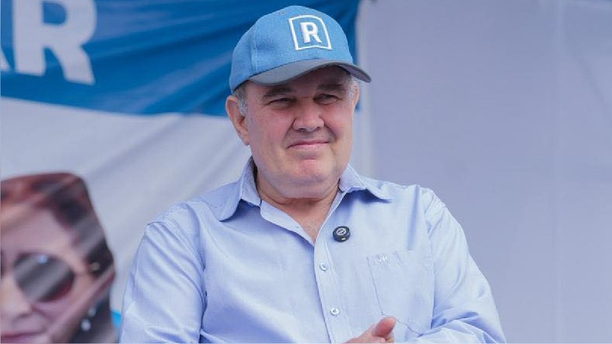JNE publicó resolución que deja sin efecto credencial de senador de Rafael López Aliaga y convocó a su accesitario