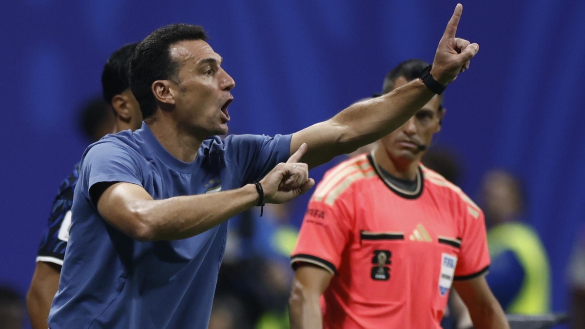 Scaloni agradece el apoyo a Argentina pese a perder la final del Mundial 2026: "Cuesta digerir que no ganamos"