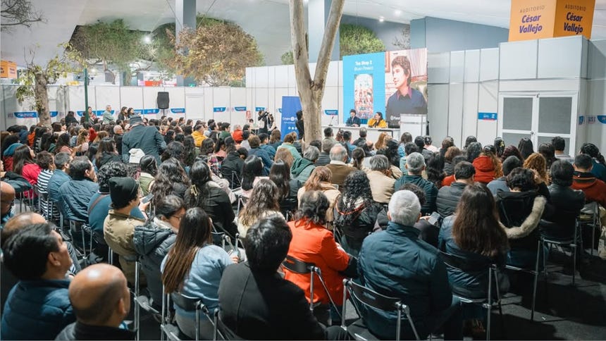 La Feria Internacional del Libro de Lima tendrá dos homenajes especiales en su 30 aniversario.