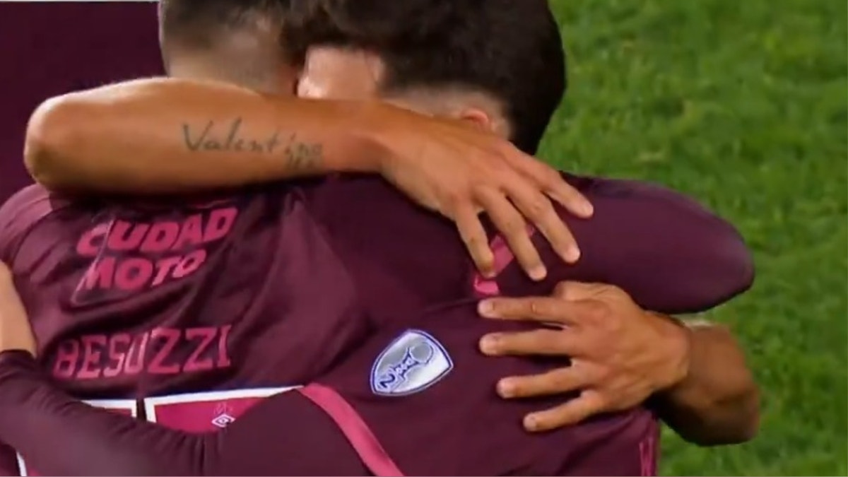 Cienciano cometió un error en el medio y Franco Watson aprovechó para marcar el 1-0 de Lanús por la Copa Sudamericana [VIDEO]