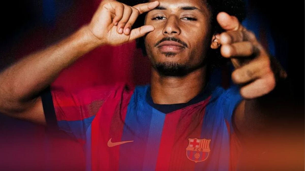 El Barcelona oficializó el fichaje del alemán Karim Adeyemi hasta el 2031