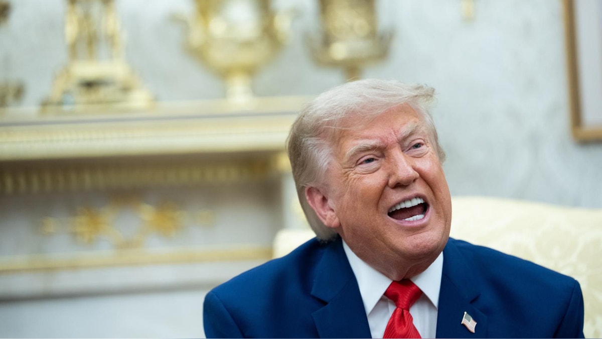 Nueva ofensiva arancelaria de Donald Trump: gravámenes llegan hasta el 12.5% a importaciones de 60 países