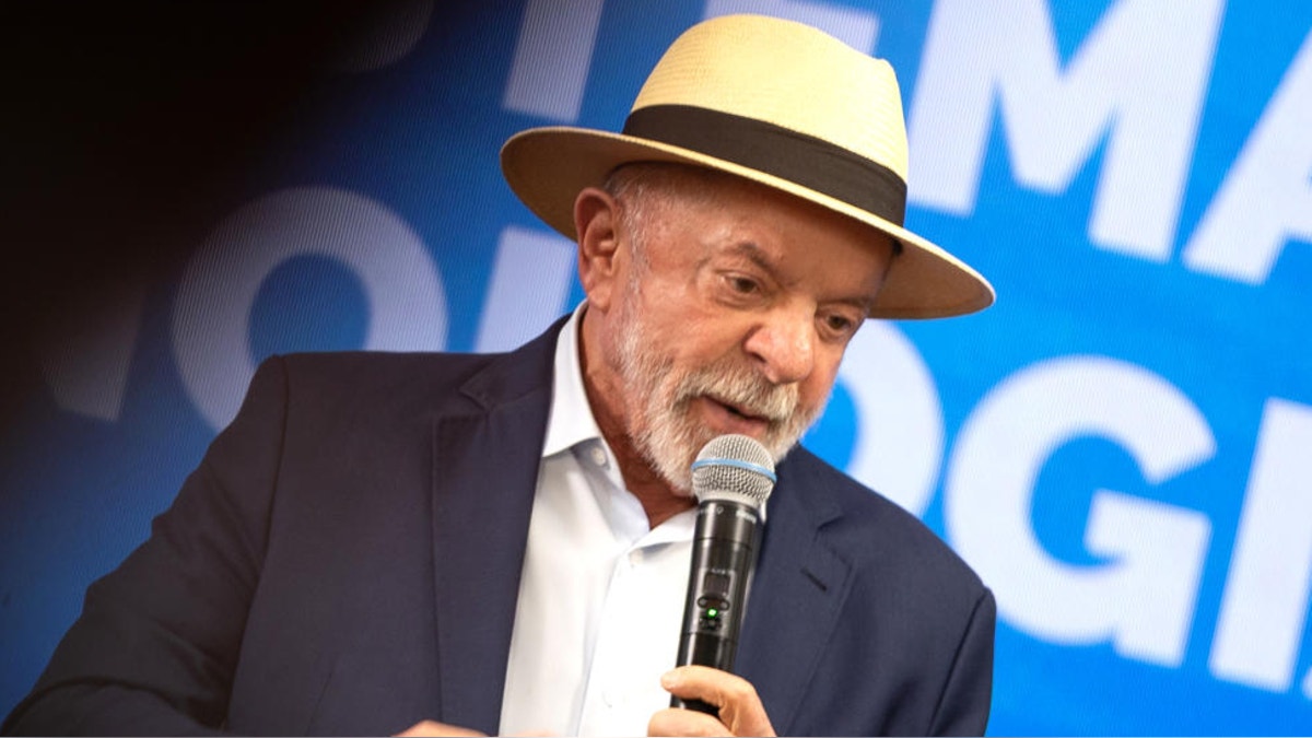 Lula mantiene la ventaja sobre Flávio Bolsonaro en una eventual segunda vuelta