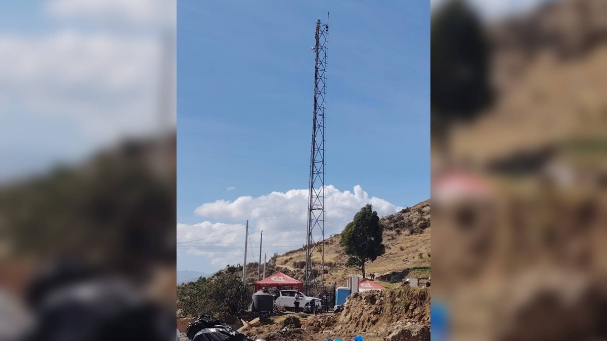 Junín: pobladores de Pumpuya piden retirar antena inoperativa por temor a que caiga tras réplicas del sismo
