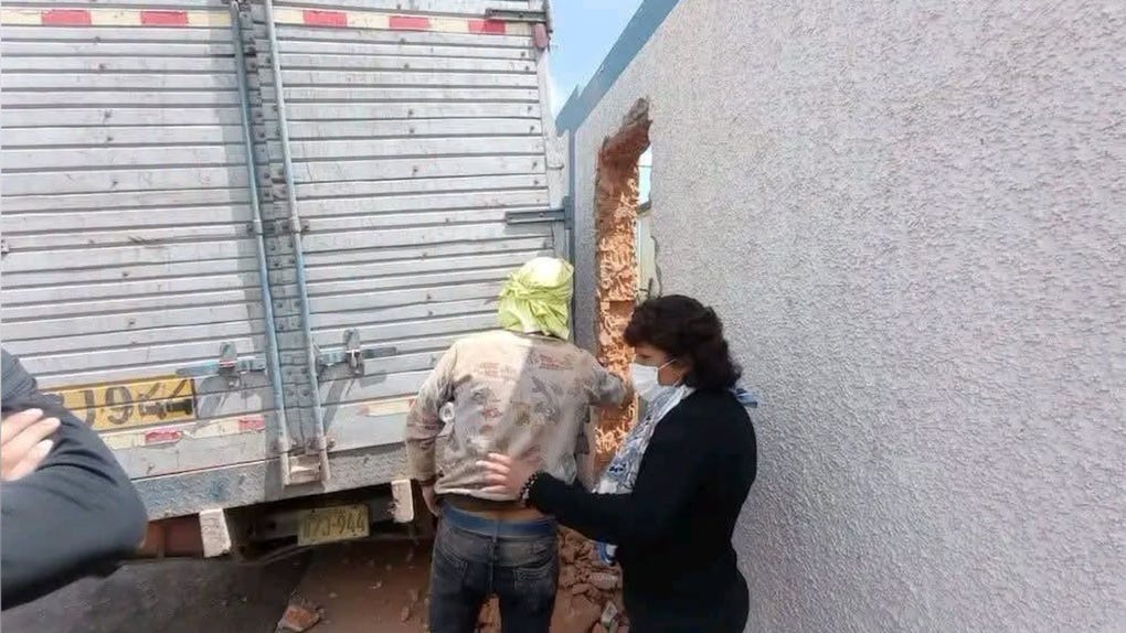 El hecho fue descubierto durante la mañana cuando el encargado llegó al local y constató lo ocurrido.