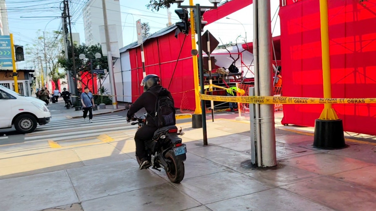Jesús María: vecinos denuncian que motocicletas invaden veredas tras cierre de vías por Gran Parada Militar 2026