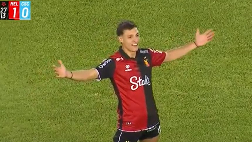 Nicolás Quagliata ghi bàn từ tình huống sút phạt giúp Melgar dẫn trước Sporting Cristal tại Torneo Clausura 2026 (Anh: Nicolás Quagliata celebra en el Melgar vs Sporting Cristal. | Fuente: L1 Max)