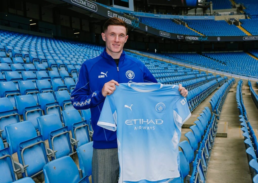 2. Elliot Anderson al Manchester City por 135 millones de euros.