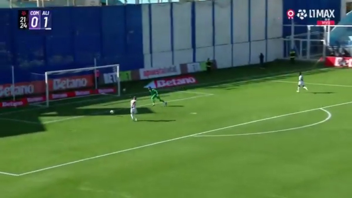 Federico Girotti y el gol que se falló sin arquero en el Alianza Lima vs Comerciantes Unidos [VIDEO]