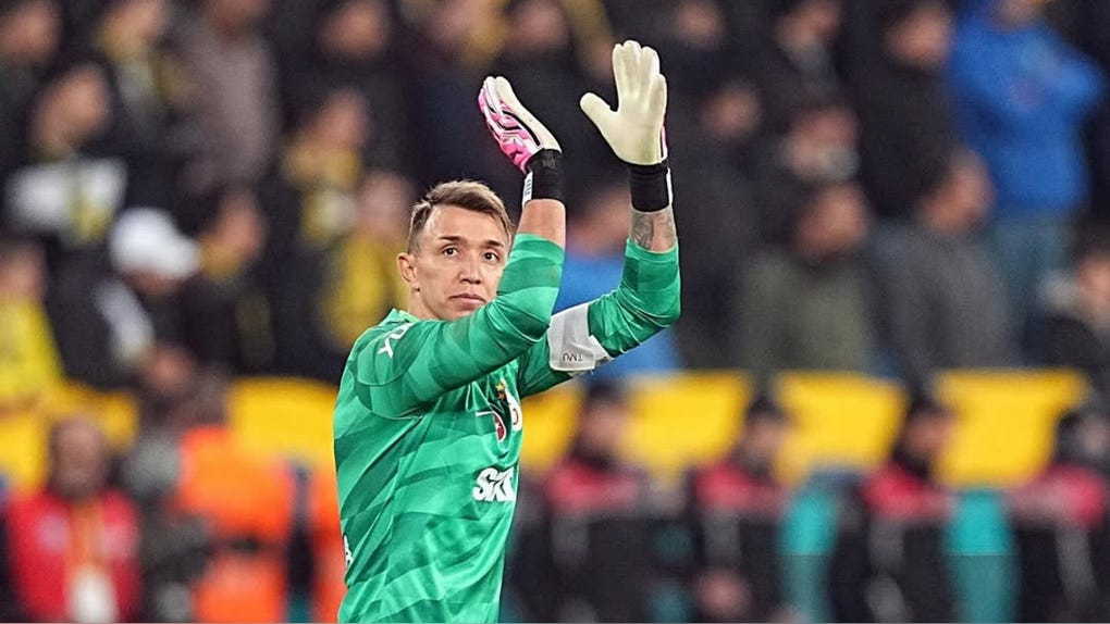Fernando Muslera es uno de los máximos ídolos del Galatasaray de Turquía