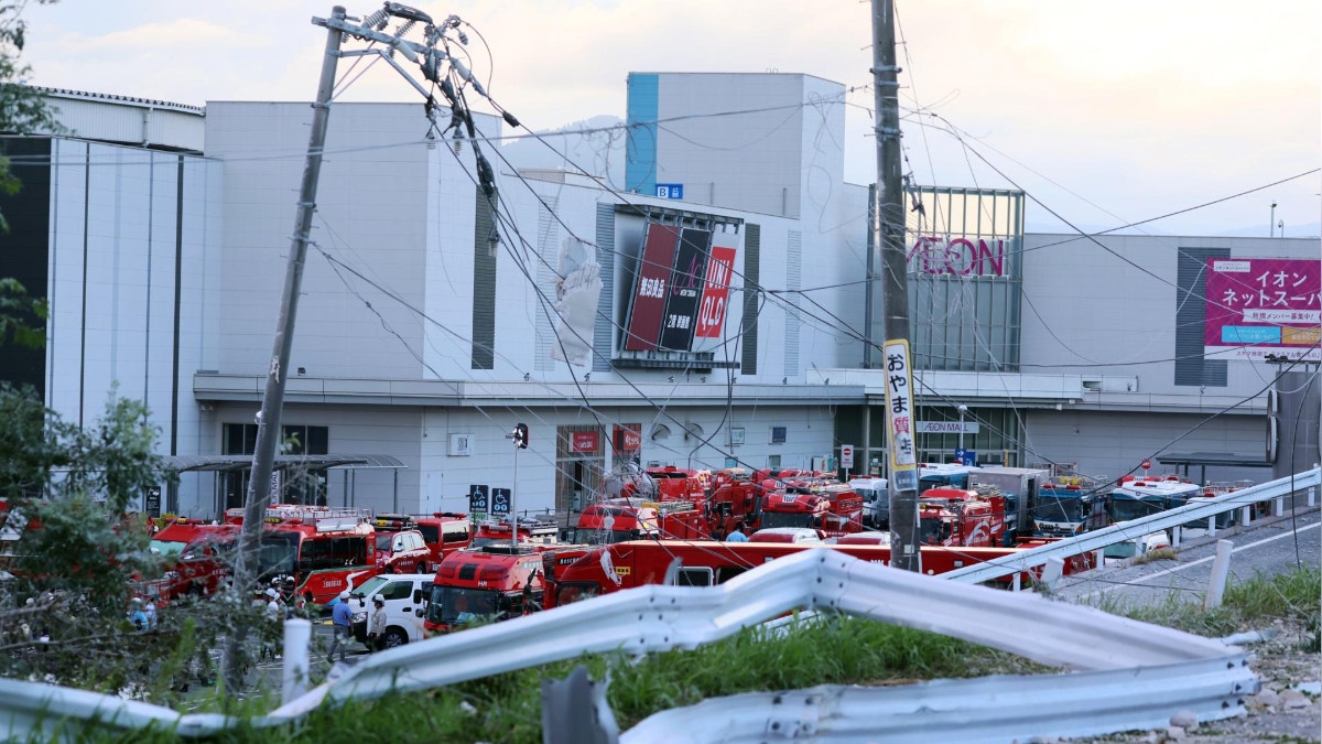 Aumentan a 13 los muertos tras el terremoto de magnitud 7,1 que sacudió el sur de Japón