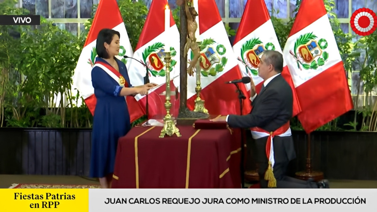 Juan Carlos Requejo asume el mando del Ministerio de la Producción del gobierno de Keiko Fujimori