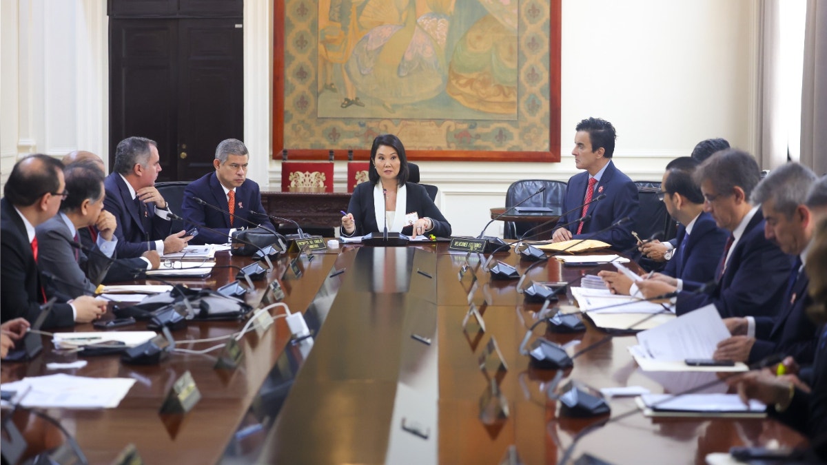 Ejecutivo revisó decreto supremo para pedir facultades legislativas en la primera sesión del Consejo de Ministros