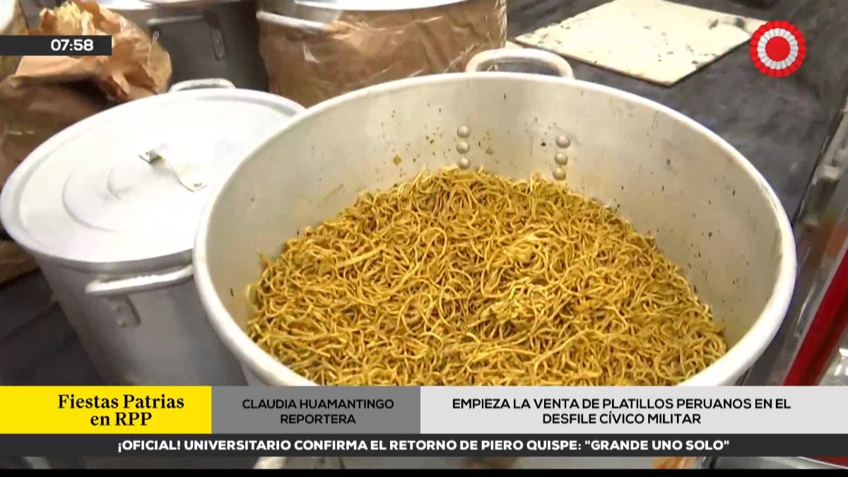 Fiestas Patrias: comerciantes venden platillos peruanos en pleno Desfile Cívico Militar