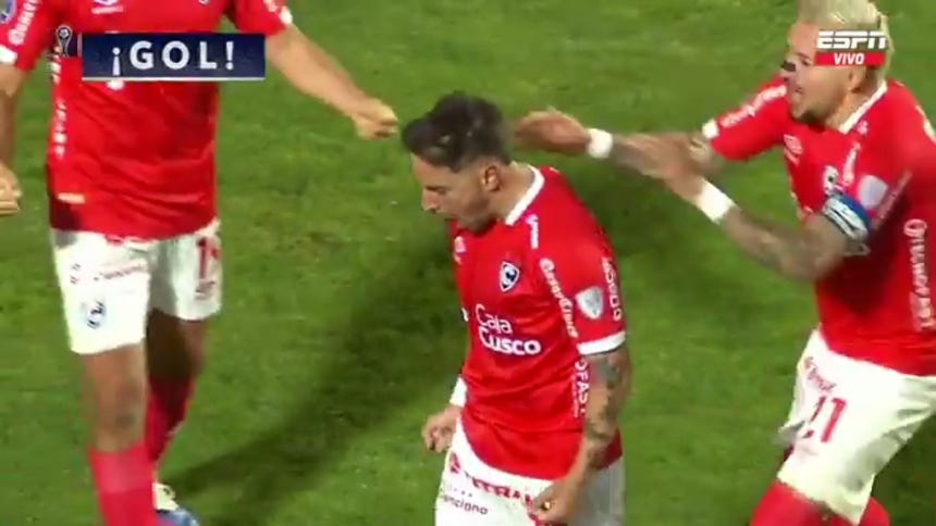 Alejandro Hohberg marcó el 2-0 de Cienciano