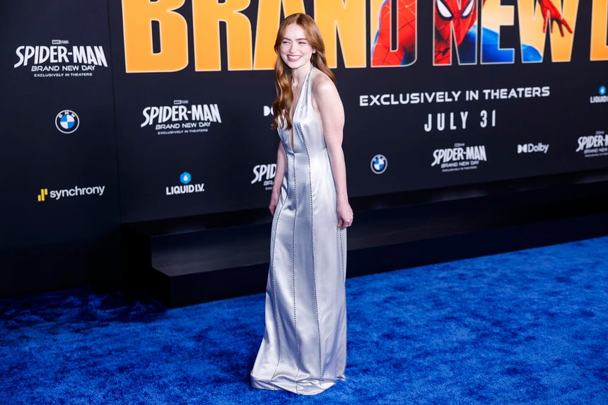Además de Tom Holland y Zendaya, el elenco de 'Spider-Man: Un nuevo día' también incluye a Sadie Sink, entre otros actores.