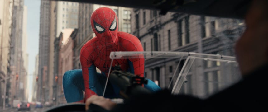 Además de Tom Holland y Zendaya, el elenco también incluye a Jacob Batalon, Mark Ruffalo, Sadie Sink y Jon Bernthal, entre otros actores.