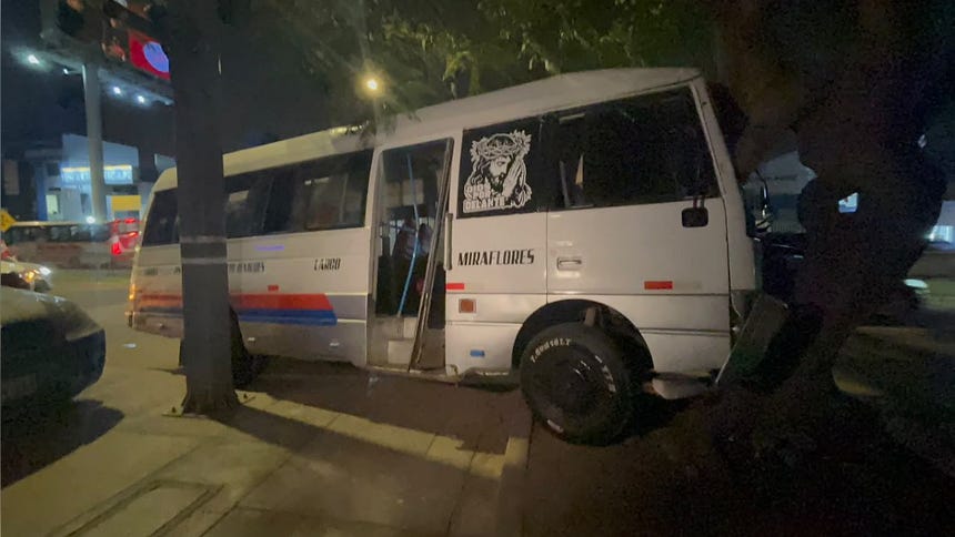 Así terminó la cúster tras el aparatoso accidente.