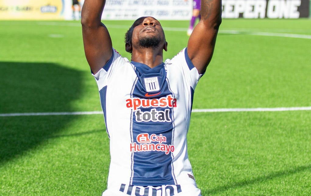 Eryc Castillo.