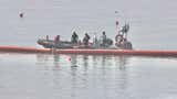 España instala una barrera flotante en Ceuta tras la afluencia de migrantes desde Marruecos