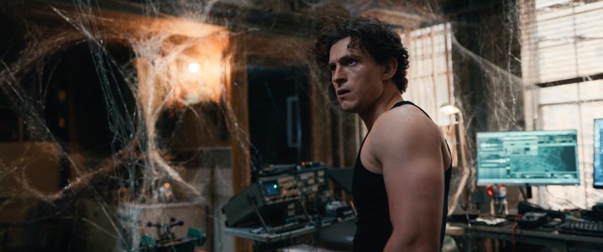 Además de Tom Holland y Zendaya, el elenco también incluye a Jacob Batalon, Mark Ruffalo, Sadie Sink y Jon Bernthal, entre otros actores.