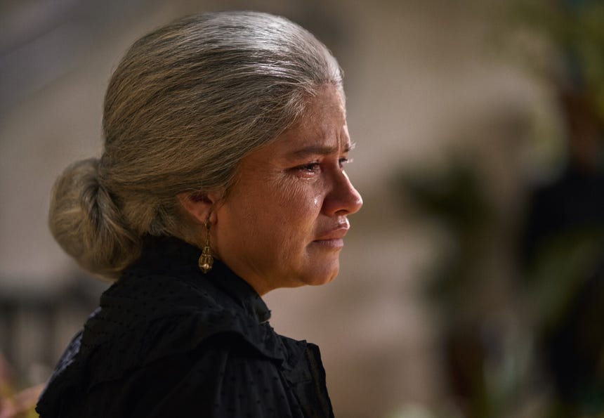 Marleyda Soto da vida a Úrsula Iguarán, la matriarca de la familia Buendía en 'Cien años de soledad'.